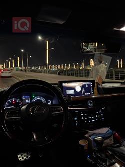 لكزس LX